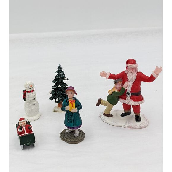 Lemax Christmas Figurines Hugging Santa Claus Tree - Picture 6 of 12